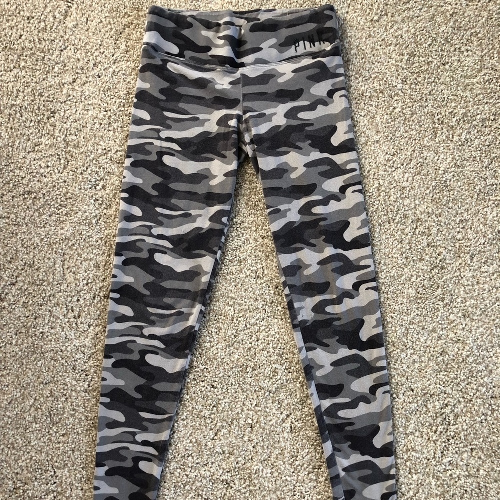Pink monochrome camo leggings